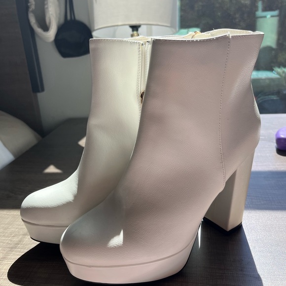 White Platform Block Heel Side Zip Bootie - Picture 3 of 4